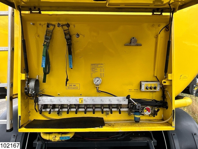 WELGRO Bulk 60 m3, 10 compartments, 3x steering - Semi-remorque citerne: photos 5 WELGRO Bulk 60 m3, 10 compartments, 3x steering - Semi-remorque citerne: photos 5