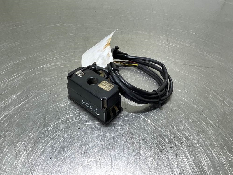 Ahlmann AZ14-4109455A-ZF 0750133022-Display unit/Dashboard - Système électrique pour Engins de chantier: photos 3 Ahlmann AZ14-4109455A-ZF 0750133022-Display unit/Dashboard - Système électrique pour Engins de chantier: photos 3