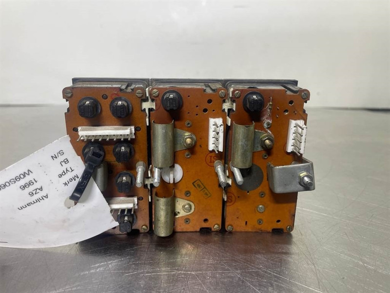 Ahlmann AZ6 - Display unit/Armaturenbrett/Dashboard - Système électrique pour Engins de chantier: photos 4 Ahlmann AZ6 - Display unit/Armaturenbrett/Dashboard - Système électrique pour Engins de chantier: photos 4