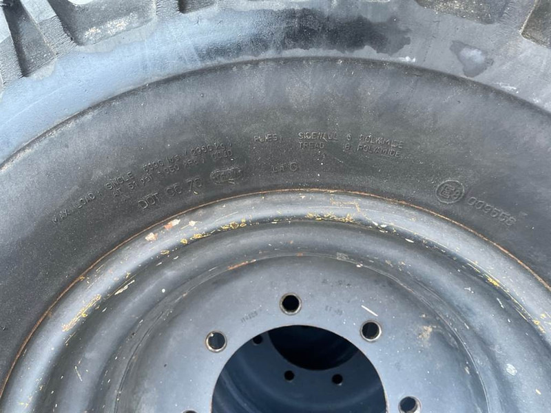 Pneus et jantes pour Engins de chantier Ahlmann AZ6-Mitas 405/70-20 (16/70-20)-Tire/Reifen/Band: photos 6