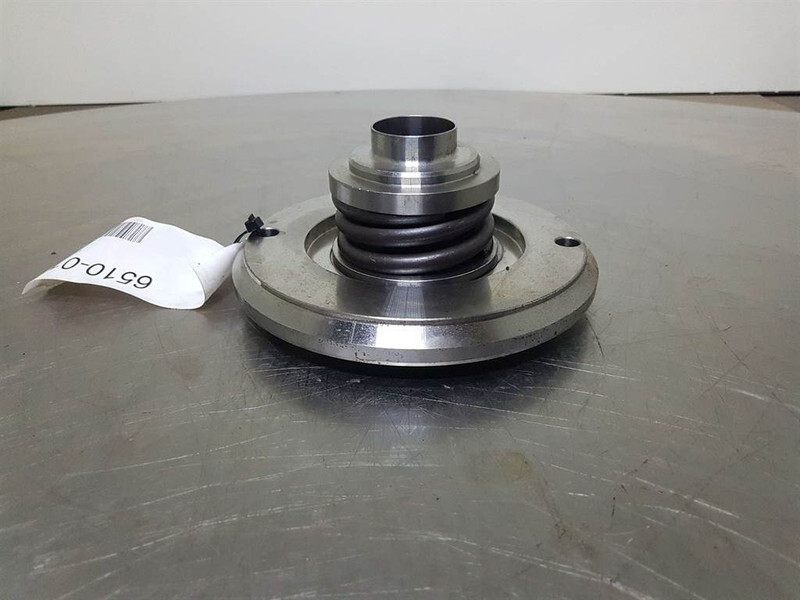 Atlas -Spicer Dana-Transmission parts/Getriebe teile - Boîte de vitesse pour Engins de chantier: photos 1 Atlas -Spicer Dana-Transmission parts/Getriebe teile - Boîte de vitesse pour Engins de chantier: photos 1