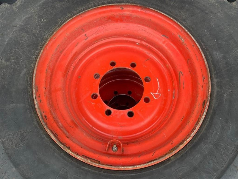 Claas CL956-Michelin 17.5R25-Tire/Reifen/Band - Pneus et jantes pour Engins de chantier: photos 3 Claas CL956-Michelin 17.5R25-Tire/Reifen/Band - Pneus et jantes pour Engins de chantier: photos 3