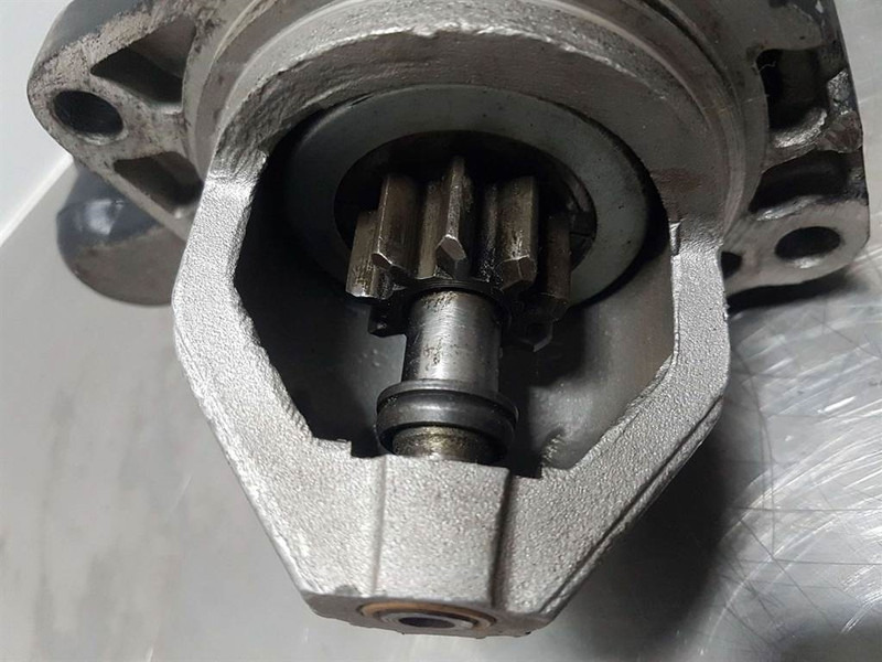 Deutz 912/913-12V 9T 2,7KW-Starter/Anlasser/Startmotor - Moteur pour Engins de chantier: photos 4 Deutz 912/913-12V 9T 2,7KW-Starter/Anlasser/Startmotor - Moteur pour Engins de chantier: photos 4