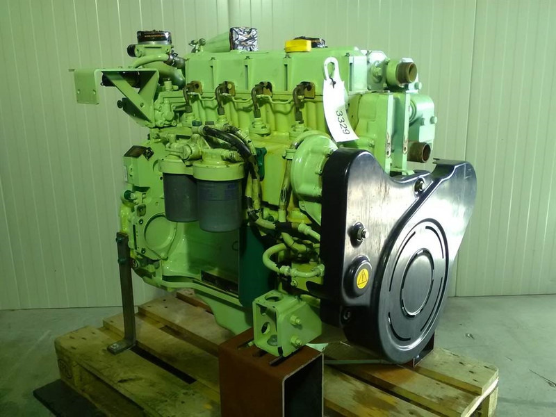 Deutz BF4M1013MC - Engine/Motor - Moteur et pièces pour Engins de chantier: photos 5 Deutz BF4M1013MC - Engine/Motor - Moteur et pièces pour Engins de chantier: photos 5