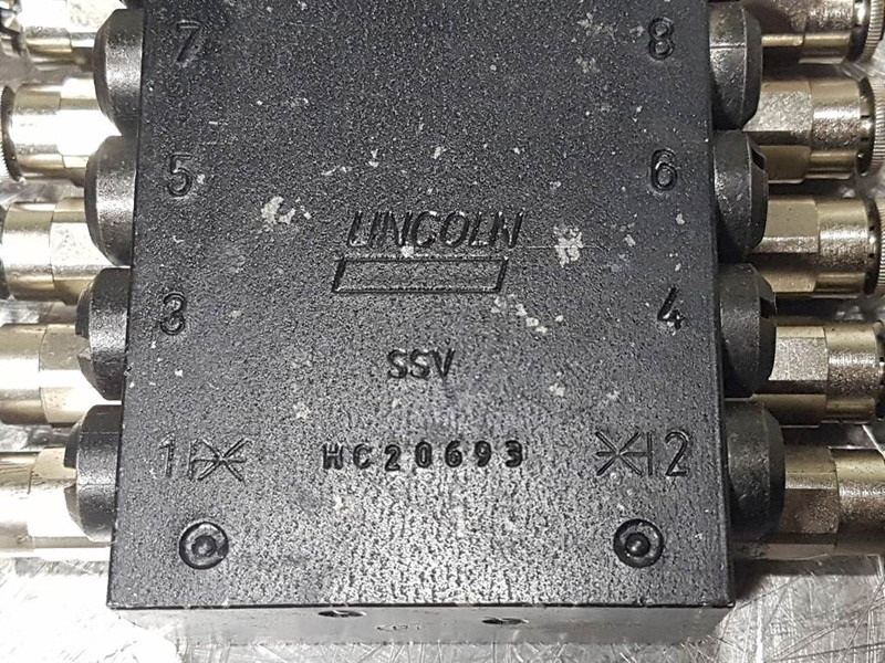 Fuchs MHL320-Terex 5468662023-Lubricating system - Frame/ Châssis pour Engins de chantier: photos 4 Fuchs MHL320-Terex 5468662023-Lubricating system - Frame/ Châssis pour Engins de chantier: photos 4