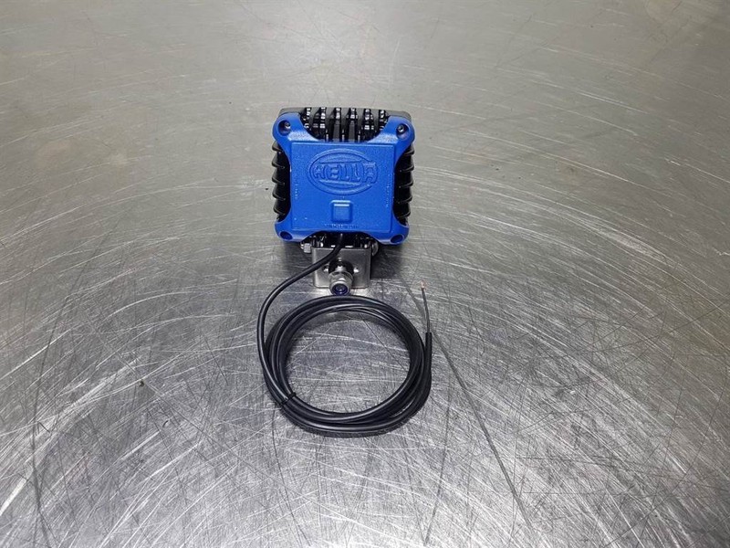 Hella Power Beam 2000-1GA 996 189-0-Light/Leuchte - Système électrique pour Engins de chantier: photos 4 Hella Power Beam 2000-1GA 996 189-0-Light/Leuchte - Système électrique pour Engins de chantier: photos 4