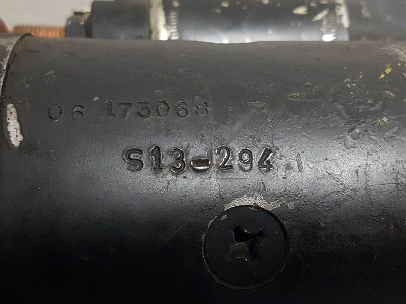 Hitachi 12V 15T 2,5KW - Starter/Anlasser/Startmotor - Moteur pour Engins de chantier: photos 5 Hitachi 12V 15T 2,5KW - Starter/Anlasser/Startmotor - Moteur pour Engins de chantier: photos 5