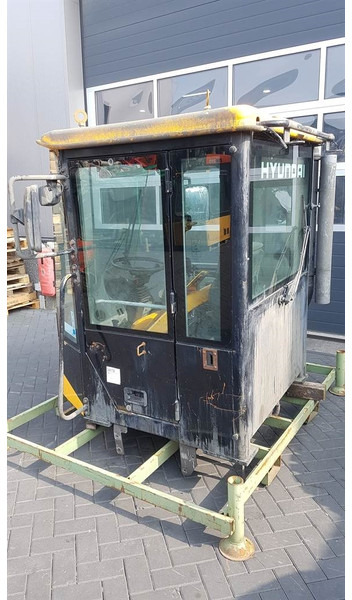 Hyundai HL 740 -7 - Cabin/Kabine/Cabine - Cabine et intérieur pour Engins de chantier: photos 4 Hyundai HL 740 -7 - Cabin/Kabine/Cabine - Cabine et intérieur pour Engins de chantier: photos 4