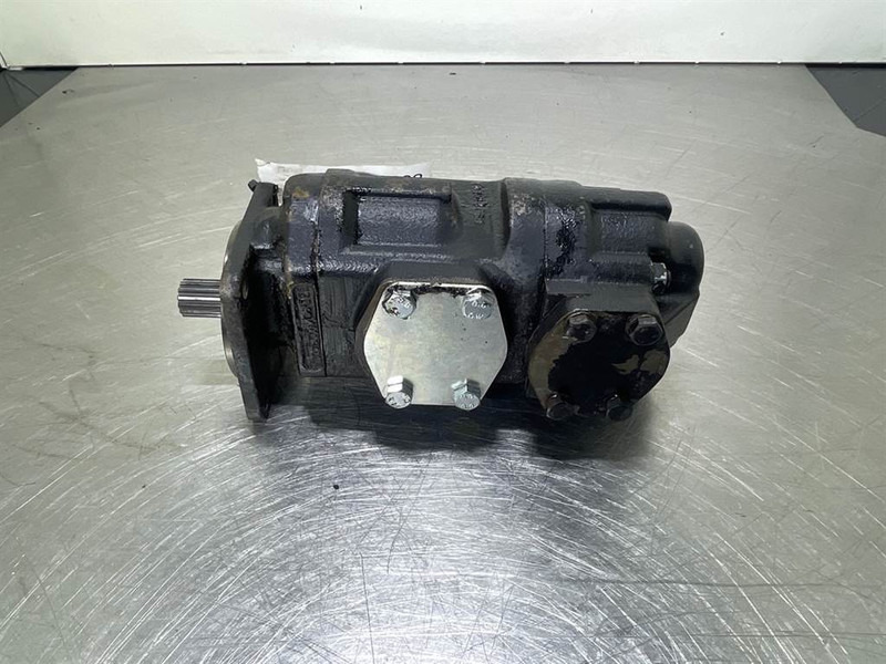Hyundai HL757-7A-31LD-00300-146209-Main pump - Hydraulique pour Engins de chantier: photos 1 Hyundai HL757-7A-31LD-00300-146209-Main pump - Hydraulique pour Engins de chantier: photos 1