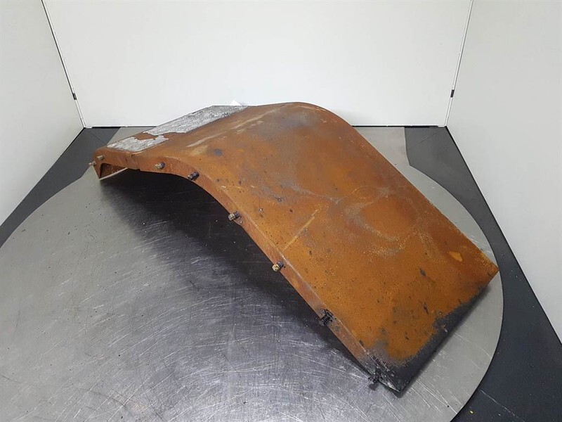 JCB 426E AGRI HT - Mud guard/Kotfluegel/Spatbord - Frame/ Châssis pour Engins de chantier: photos 3 JCB 426E AGRI HT - Mud guard/Kotfluegel/Spatbord - Frame/ Châssis pour Engins de chantier: photos 3