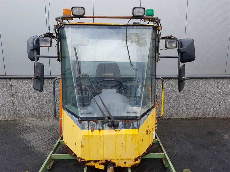 Komatsu WA 320 - 5H - Cabin/Kabine/Cabine - Cabine et intérieur pour Engins de chantier: photos 3 Komatsu WA 320 - 5H - Cabin/Kabine/Cabine - Cabine et intérieur pour Engins de chantier: photos 3