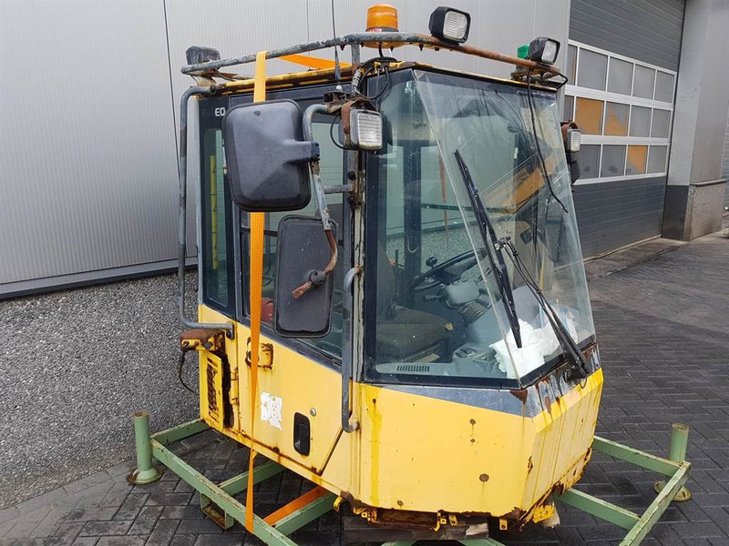 Komatsu WA 320 - 5H - Cabin/Kabine/Cabine - Cabine et intérieur pour Engins de chantier: photos 2 Komatsu WA 320 - 5H - Cabin/Kabine/Cabine - Cabine et intérieur pour Engins de chantier: photos 2