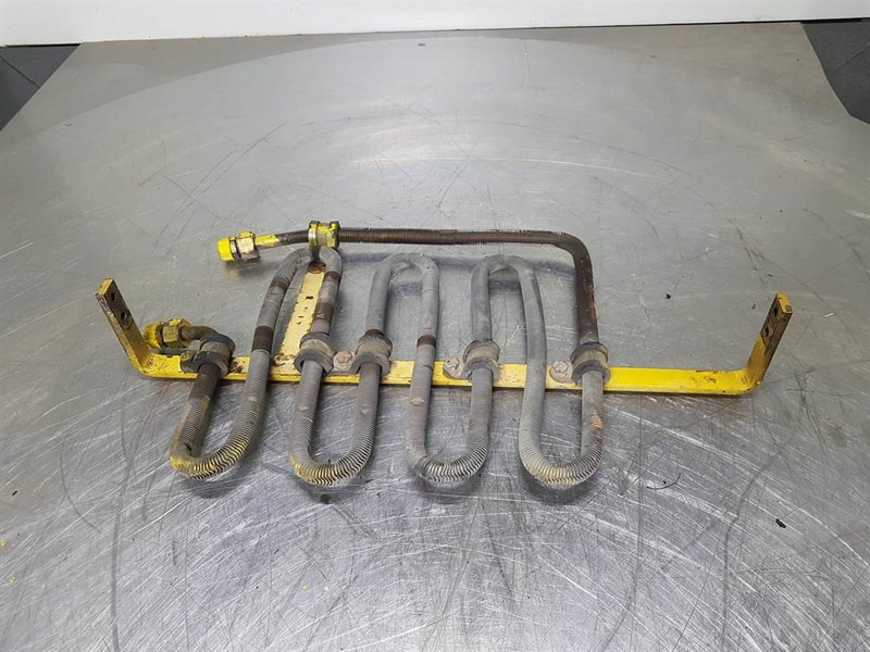 Kramer 312 - Fuel cooler/Kraftstoff kühler/Diesel koeler - Moteur et pièces pour Engins de chantier: photos 1 Kramer 312 - Fuel cooler/Kraftstoff kühler/Diesel koeler - Moteur et pièces pour Engins de chantier: photos 1