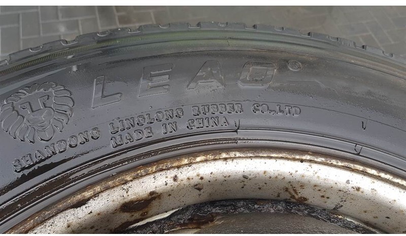 LEAO 315/60-R22.5 - Tyre/Reifen/Band - Pneus et jantes pour Engins de chantier: photos 2 LEAO 315/60-R22.5 - Tyre/Reifen/Band - Pneus et jantes pour Engins de chantier: photos 2