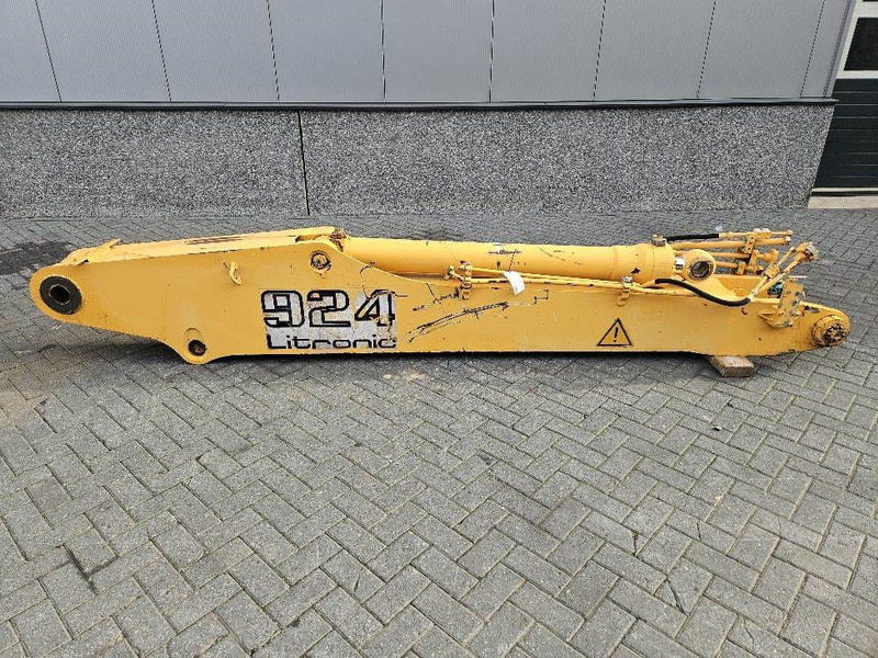 Liebherr A924B-9922024/9922017-3,90 MTR-Adjustable boom - Flèche pour Engins de chantier: photos 1 Liebherr A924B-9922024/9922017-3,90 MTR-Adjustable boom - Flèche pour Engins de chantier: photos 1