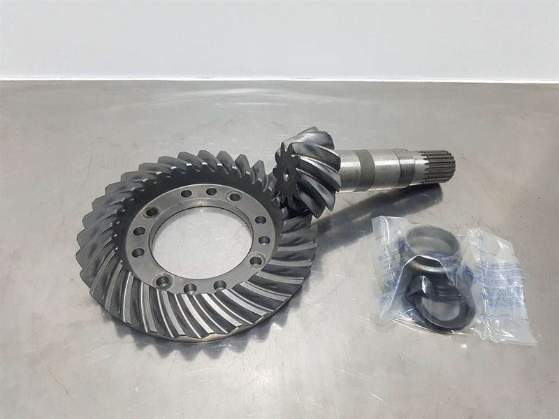 MC Cormick -Carraro CA66314-Bevel gear set/Kegelra - Essieu et pièces pour Engins de chantier: photos 2 MC Cormick -Carraro CA66314-Bevel gear set/Kegelra - Essieu et pièces pour Engins de chantier: photos 2