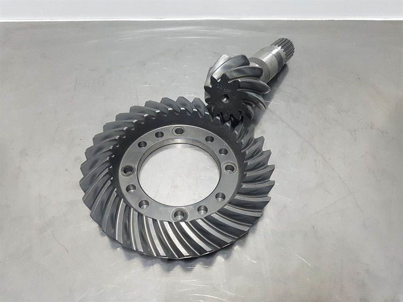 MC Cormick -Carraro CA66314-Bevel gear set/Kegelra - Essieu et pièces pour Engins de chantier: photos 3 MC Cormick -Carraro CA66314-Bevel gear set/Kegelra - Essieu et pièces pour Engins de chantier: photos 3