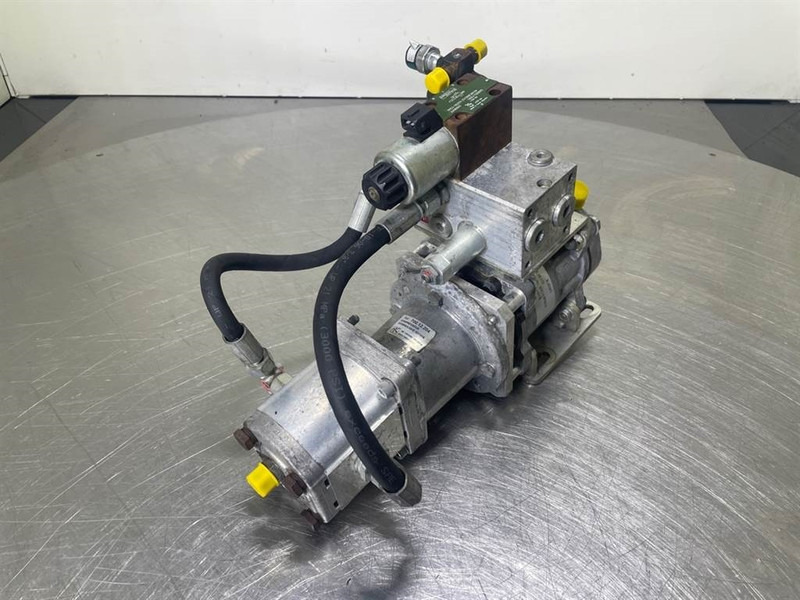 Mecalac 12MTX-5620108/6090359/6050187-Compressor - Moteur pour Engins de chantier: photos 2 Mecalac 12MTX-5620108/6090359/6050187-Compressor - Moteur pour Engins de chantier: photos 2