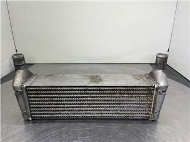 New Holland W110C - Intercooler/Kühler/Koeler - Moteur pour Engins de chantier: photos 1 New Holland W110C - Intercooler/Kühler/Koeler - Moteur pour Engins de chantier: photos 1