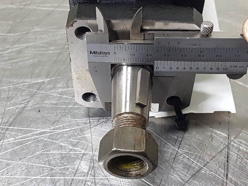 Hydraulique pour Engins de chantier Parker -Ross MF123025AAAA-Hydraulic motor/Hydraulikmotor: photos 6