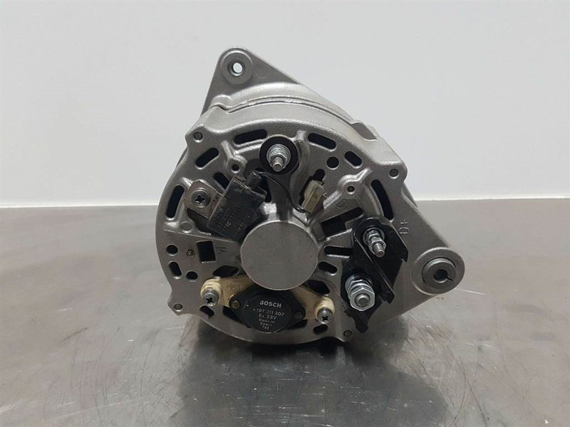 Perkins 1004-24V 55A-Alternator/Lichtmaschine/Dynamo - Moteur pour Engins de chantier: photos 5 Perkins 1004-24V 55A-Alternator/Lichtmaschine/Dynamo - Moteur pour Engins de chantier: photos 5