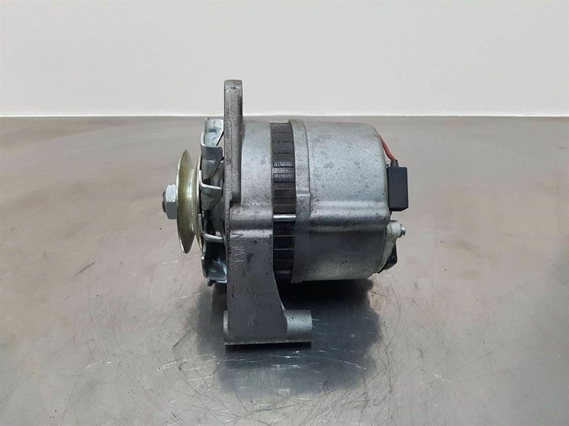 Perkins 12V 33A-11201507-Alternator/Lichtmaschine/Dynamo - Moteur pour Engins de chantier: photos 3 Perkins 12V 33A-11201507-Alternator/Lichtmaschine/Dynamo - Moteur pour Engins de chantier: photos 3