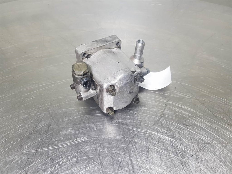 Perkins T4.236-XugpaBnuka A42X-Gearpump/Zahnradpumpe - Hydraulique pour Engins de chantier: photos 3 Perkins T4.236-XugpaBnuka A42X-Gearpump/Zahnradpumpe - Hydraulique pour Engins de chantier: photos 3
