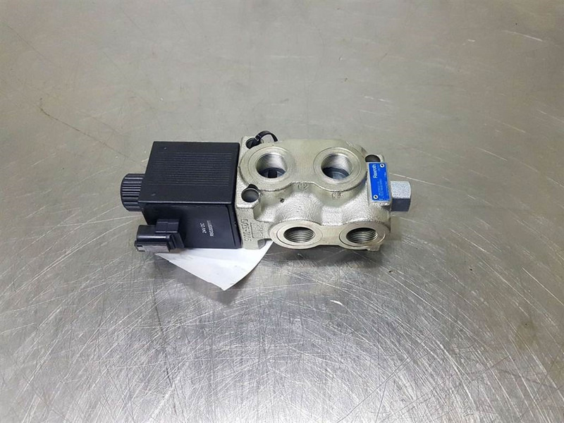 Rexroth L7535146AE00000-R933002116-Valve/Ventile/Ventiel - Hydraulique pour Engins de chantier: photos 1 Rexroth L7535146AE00000-R933002116-Valve/Ventile/Ventiel - Hydraulique pour Engins de chantier: photos 1