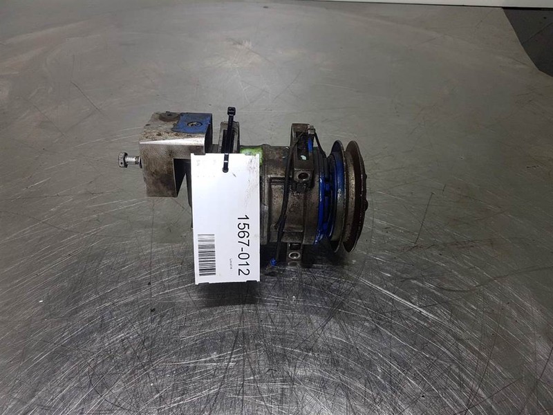 Seltec DKS15CH - Compressor/Kompressor/Aircopomp - Compresseur de climatisation pour Engins de chantier: photos 2 Seltec DKS15CH - Compressor/Kompressor/Aircopomp - Compresseur de climatisation pour Engins de chantier: photos 2