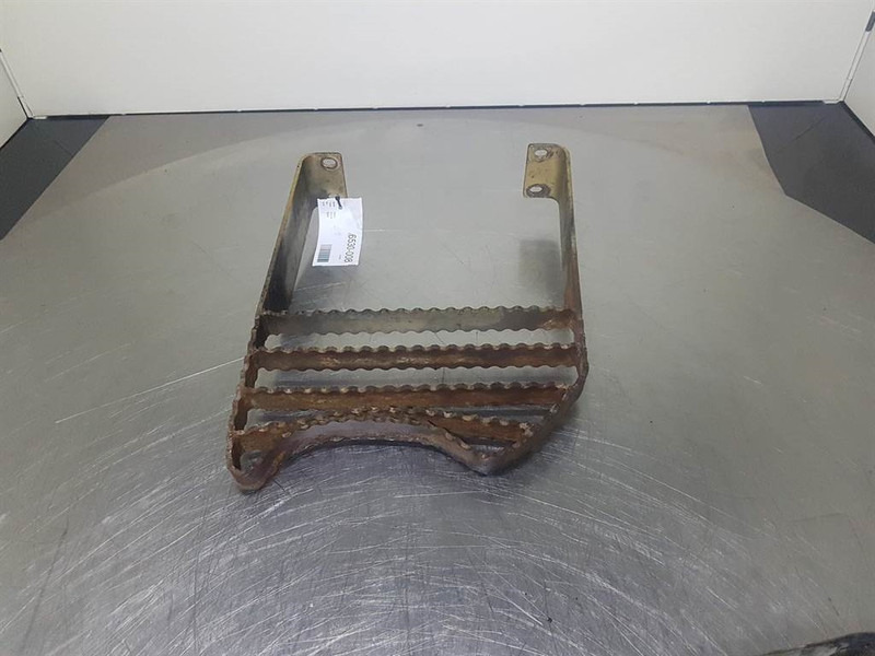 Terex TL210-0455006049-Stair panel/Trittstufen/Traptrede - Frame/ Châssis pour Engins de chantier: photos 3 Terex TL210-0455006049-Stair panel/Trittstufen/Traptrede - Frame/ Châssis pour Engins de chantier: photos 3