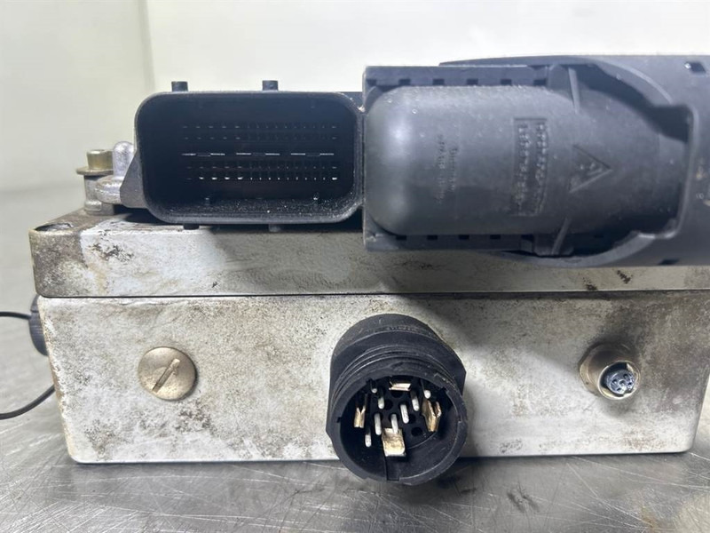 Terex TW150-6105408/6086501-ECU/Control box/Steuermodul - Système électrique pour Engins de chantier: photos 4 Terex TW150-6105408/6086501-ECU/Control box/Steuermodul - Système électrique pour Engins de chantier: photos 4