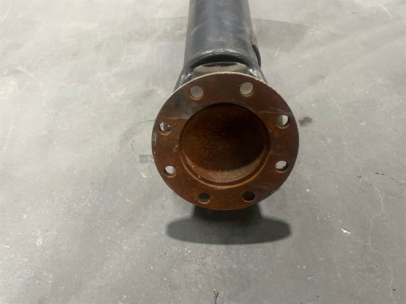 Volvo L45F-15231578 - Propshaft/Gelenkwelle/Cardanas - Essieu et pièces pour Engins de chantier: photos 5 Volvo L45F-15231578 - Propshaft/Gelenkwelle/Cardanas - Essieu et pièces pour Engins de chantier: photos 5