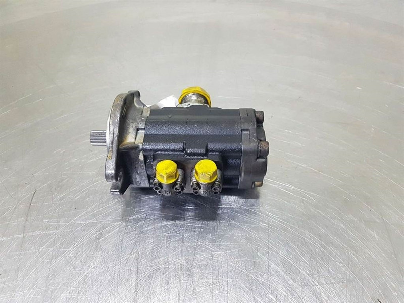 Yanmar V70 Speeder - Gearpump/Zahnradpumpe/Tandwielpomp - Hydraulique pour Engins de chantier: photos 2 Yanmar V70 Speeder - Gearpump/Zahnradpumpe/Tandwielpomp - Hydraulique pour Engins de chantier: photos 2