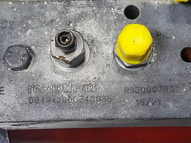 Yanmar V70 Speeder-Lifting cylinder/Hubzylinder/Cilinder - Hydraulique pour Engins de chantier: photos 4 Yanmar V70 Speeder-Lifting cylinder/Hubzylinder/Cilinder - Hydraulique pour Engins de chantier: photos 4