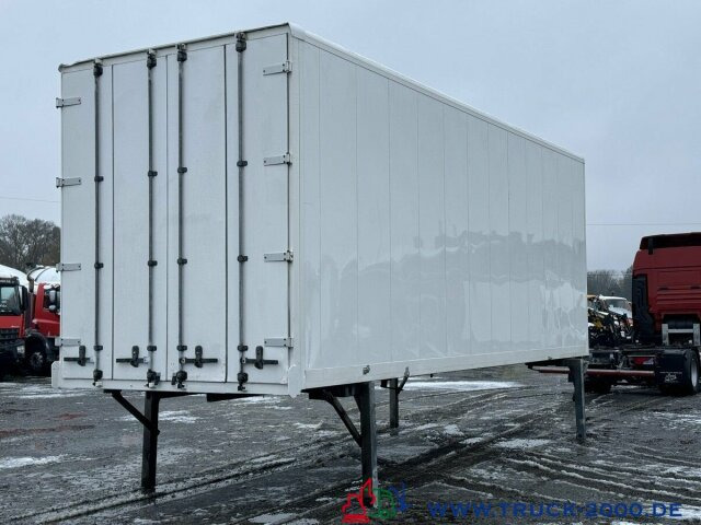 MAN TGX 18.360 BDF- Koffer XL Haus Standhzg 268TKM - Camion fourgon: photos 4 MAN TGX 18.360 BDF- Koffer XL Haus Standhzg 268TKM - Camion fourgon: photos 4