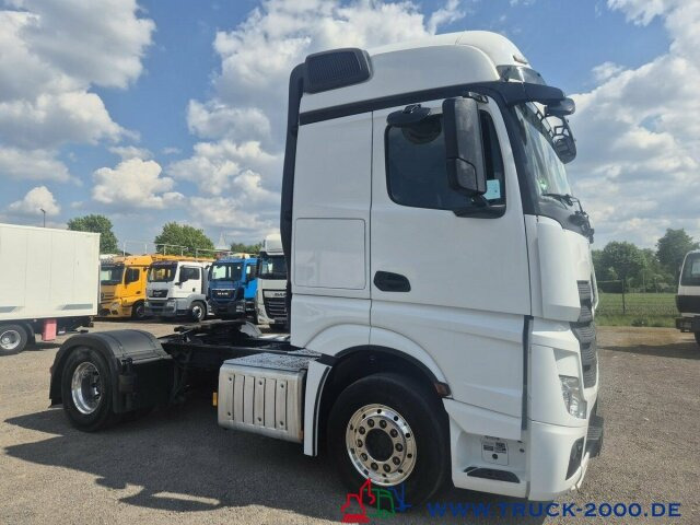 Mercedes-Benz Actros 1846 Giga Space Retarder 2 Betten - Tracteur routier: photos 5 Mercedes-Benz Actros 1846 Giga Space Retarder 2 Betten - Tracteur routier: photos 5