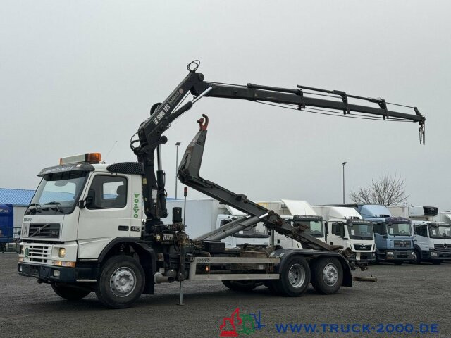 Volvo 340 HIAB Kran 11,9m=790kg 5+6 Steuerkreis Klima - Camion ampliroll, Camion grue: photos 2 Volvo 340 HIAB Kran 11,9m=790kg 5+6 Steuerkreis Klima - Camion ampliroll, Camion grue: photos 2