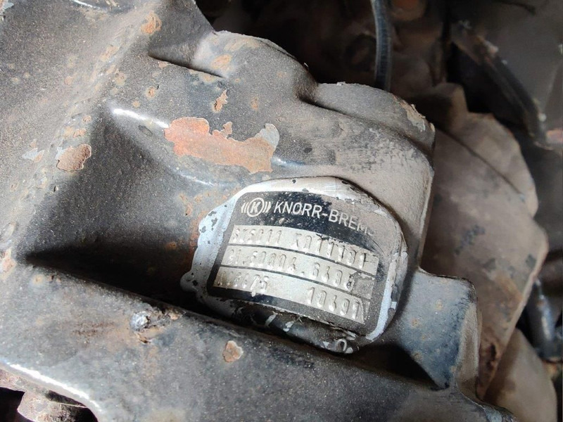 MAN Remklauwen / Brake calipers F2000 / TGA - Étrier de frein pour Camion: photos 5 MAN Remklauwen / Brake calipers F2000 / TGA - Étrier de frein pour Camion: photos 5