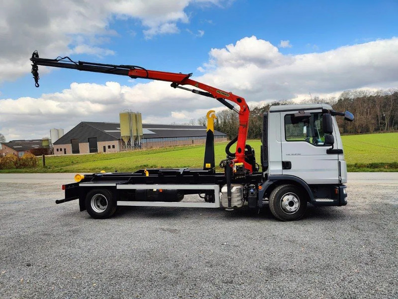 MAN TGL 12.250 Containerhaakysteem Jimeca met kraan Palfinger PK4501 - Camion ampliroll, Camion grue: photos 4 MAN TGL 12.250 Containerhaakysteem Jimeca met kraan Palfinger PK4501 - Camion ampliroll, Camion grue: photos 4