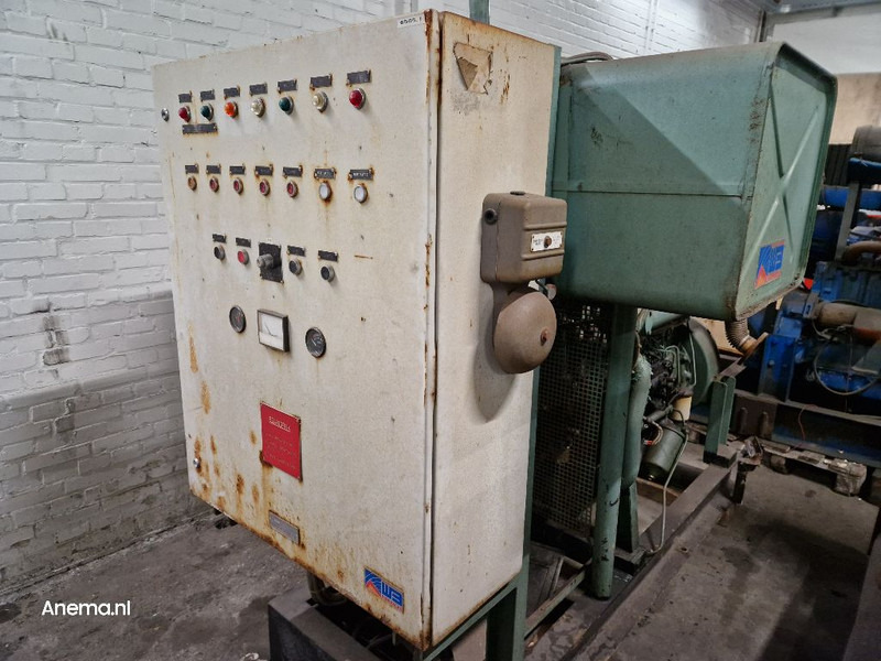 Bedford 500 M - Moteur: photos 1 Bedford 500 M - Moteur: photos 1