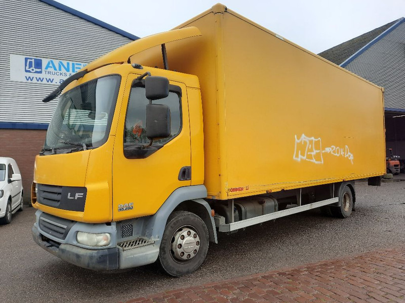 DAF LF45.250 - Camion fourgon: photos 1 DAF LF45.250 - Camion fourgon: photos 1