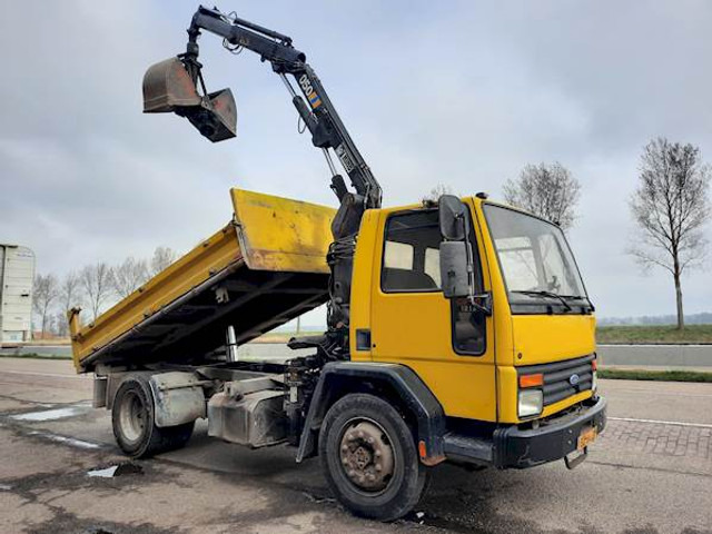 Ford CARGO 1213 - Camion benne: photos 5 Ford CARGO 1213 - Camion benne: photos 5