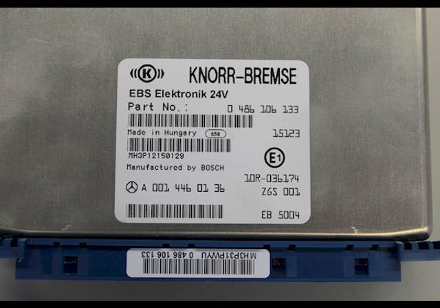 KNORR-BREMSE A0014460136 - Bloc de gestion pour Camion: photos 4 KNORR-BREMSE A0014460136 - Bloc de gestion pour Camion: photos 4