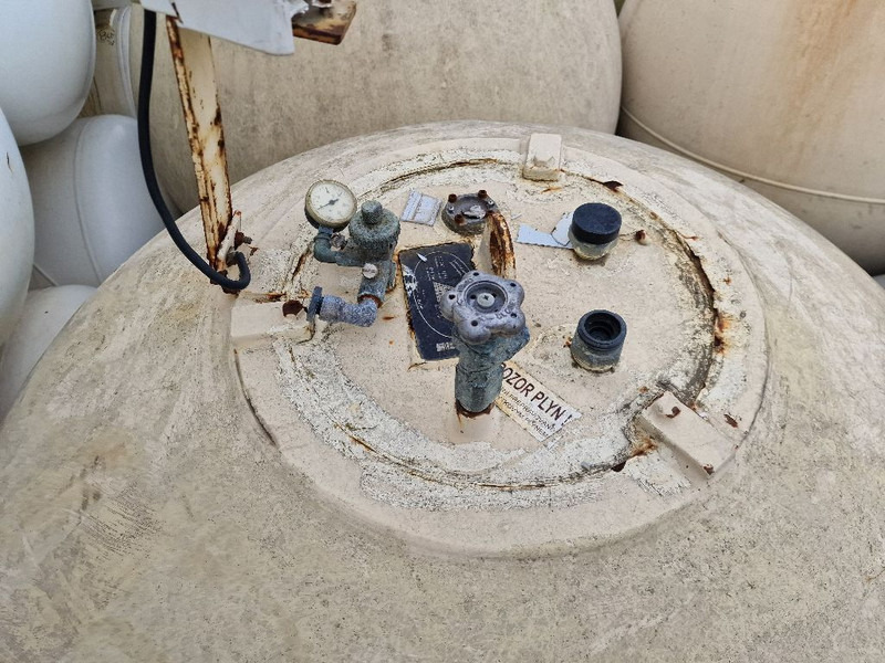 LPG / GAS GASTANK 3500 LITER - Réservoir de carburant: photos 4 LPG / GAS GASTANK 3500 LITER - Réservoir de carburant: photos 4