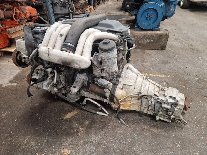 Moteur Mercedes-Benz OM605: photos 1