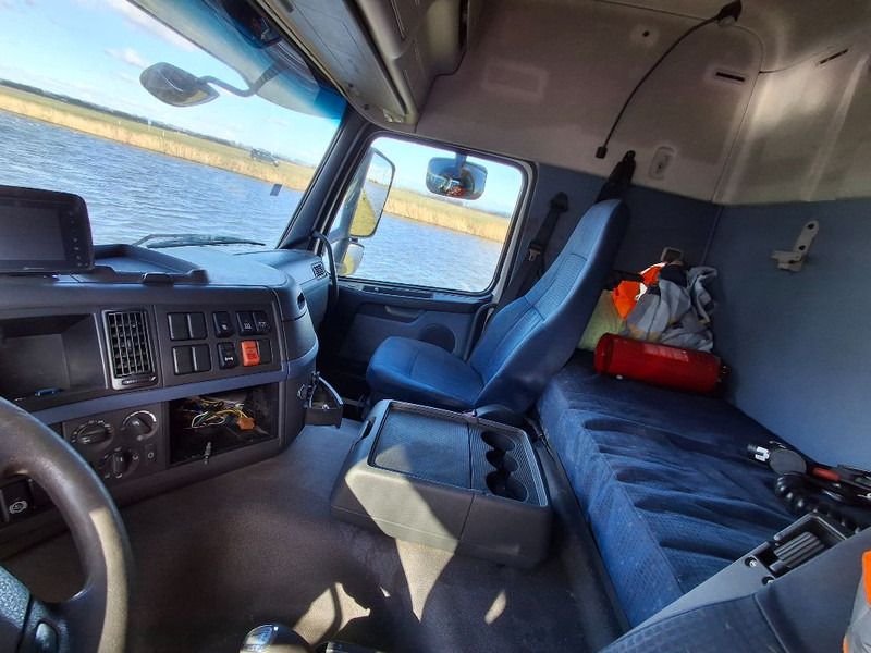 Tracteur routier Volvo FM 380: photos 10 Tracteur routier Volvo FM 380: photos 10