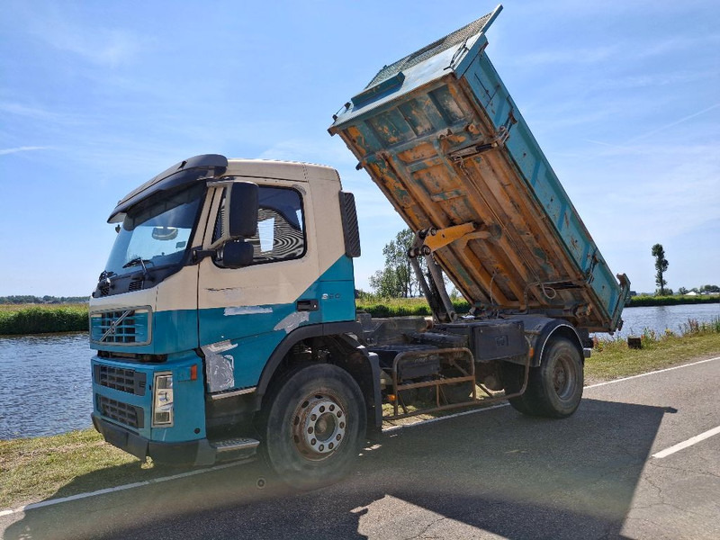 Volvo FM 260 KIPPER MANUAL GEARBOX - Camion benne: photos 1 Volvo FM 260 KIPPER MANUAL GEARBOX - Camion benne: photos 1