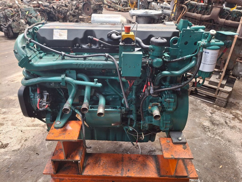 Volvo PENTA D9A2J MH - Moteur: photos 1 Volvo PENTA D9A2J MH - Moteur: photos 1