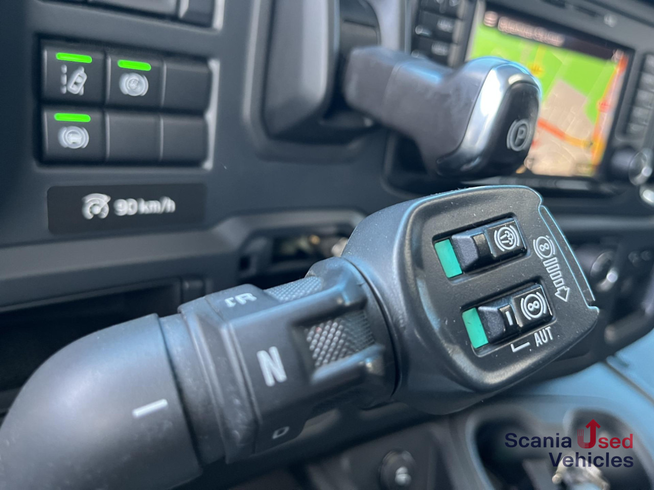 SCANIA P 320 B6x2*4NB RETARDER FULL AIR 8T 7.2x2.5x2.35M - Camion fourgon: photos 5 SCANIA P 320 B6x2*4NB RETARDER FULL AIR 8T 7.2x2.5x2.35M - Camion fourgon: photos 5