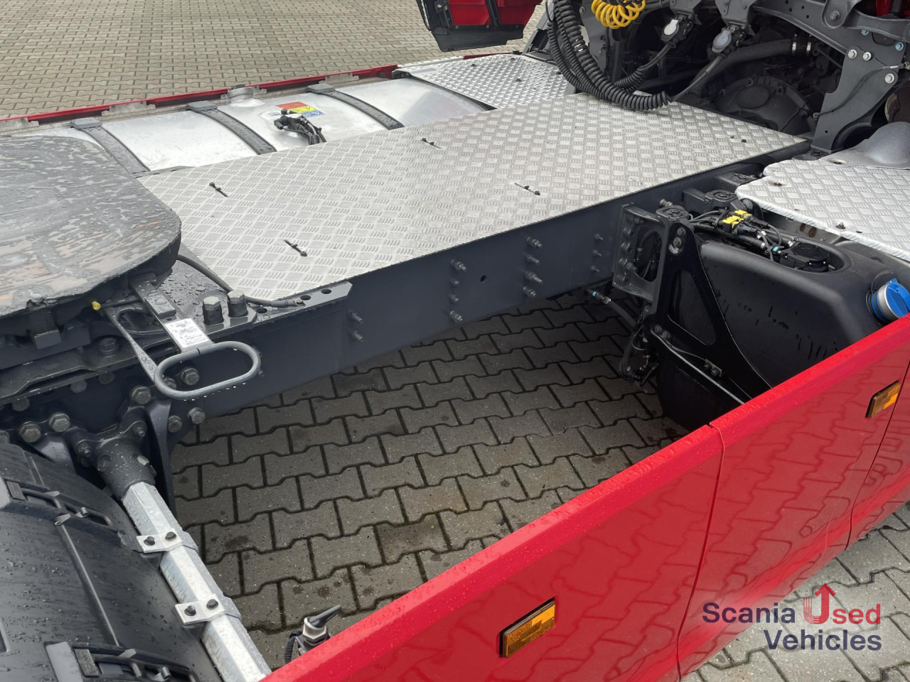 SCANIA R 410 A4x2NA RETARDER LED NAVI - Tracteur routier: photos 2 SCANIA R 410 A4x2NA RETARDER LED NAVI - Tracteur routier: photos 2